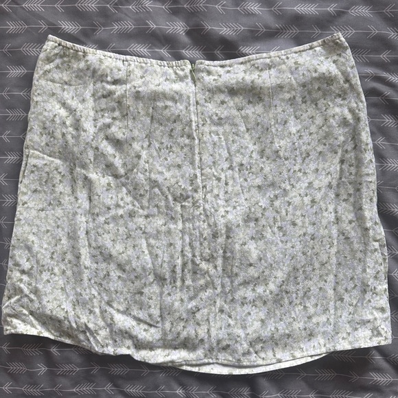 Sunday best Tatiana mini skirt - Picture 2 of 5